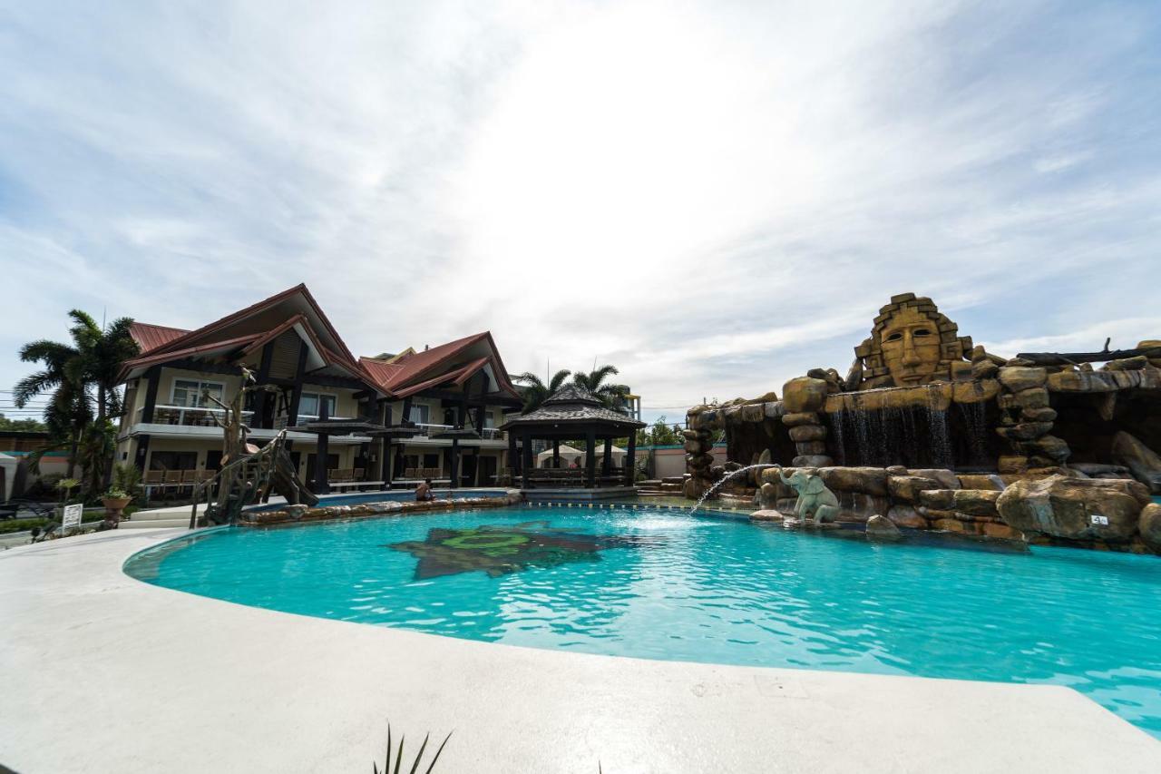 Mo2 Westown Hotel Iloilo Exteriér fotografie