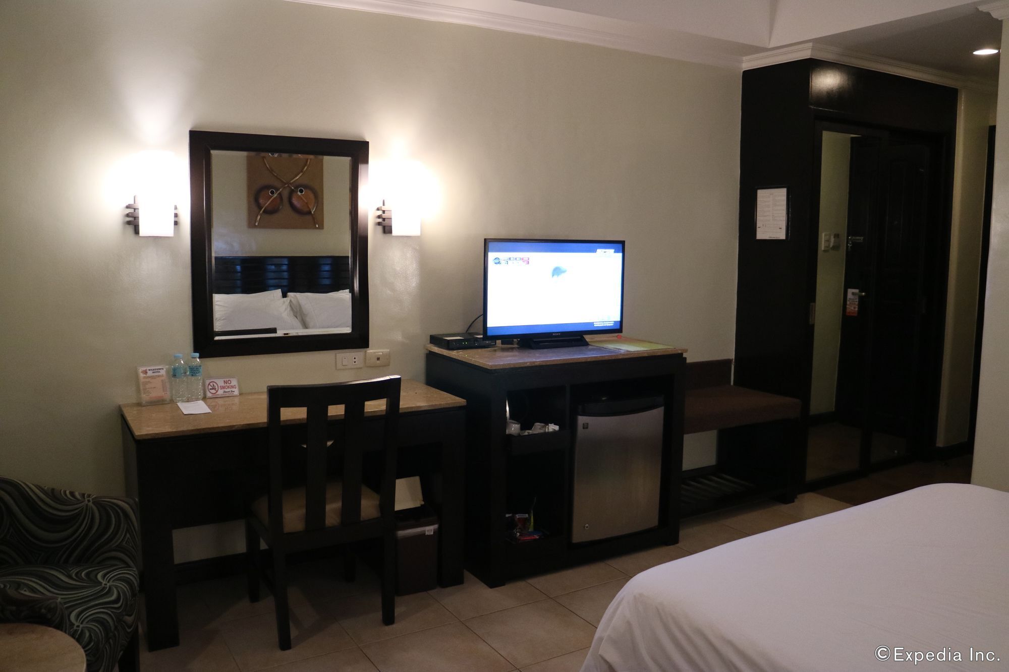 Mo2 Westown Hotel Iloilo Exteriér fotografie